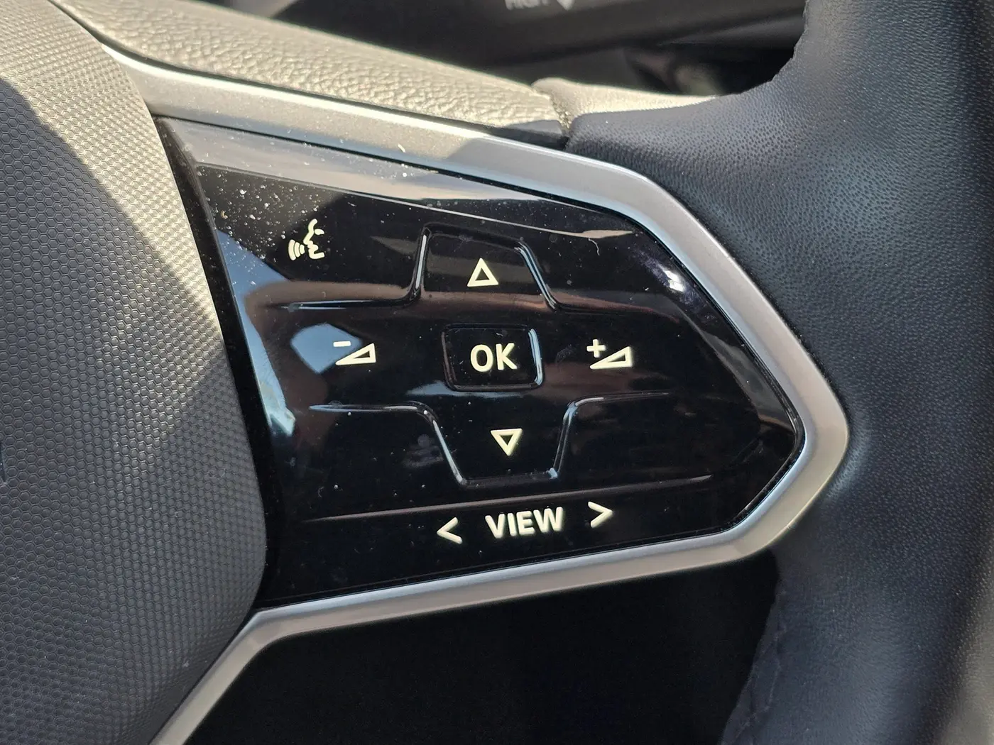 2023 Volkswagen Id.4 - $25,000