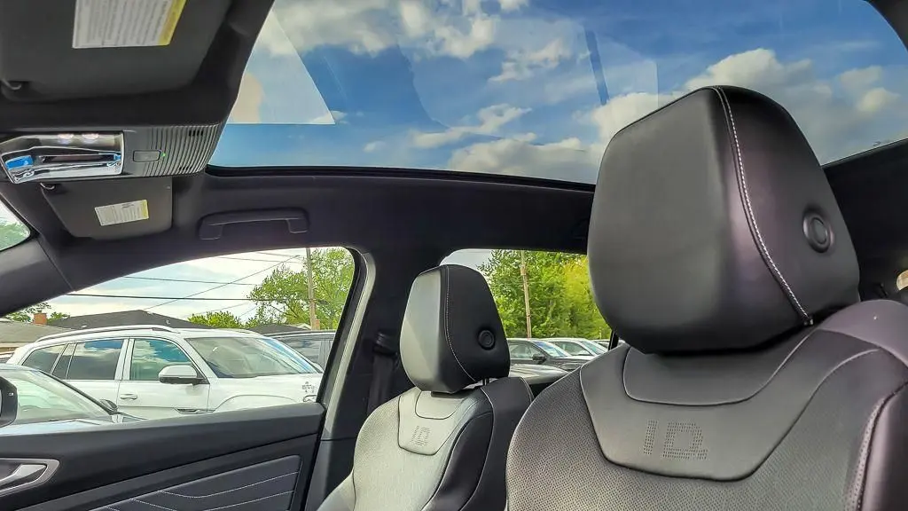 2023 Volkswagen ID 4  Pro S
