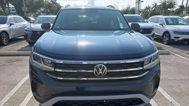 2022 Volkswagen Atlas SE