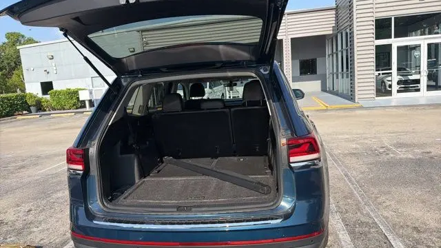 2022 Volkswagen Atlas SE