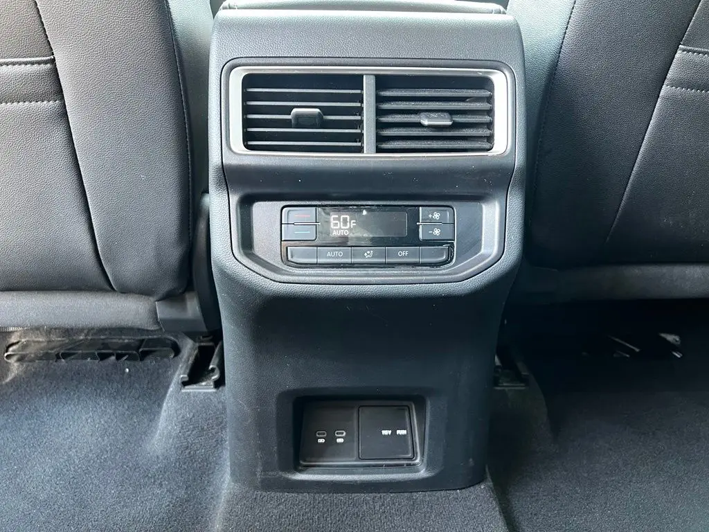 2025 Volkswagen Atlas - $28,088
