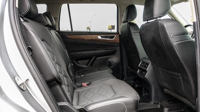 2025 Volkswagen Atlas SE