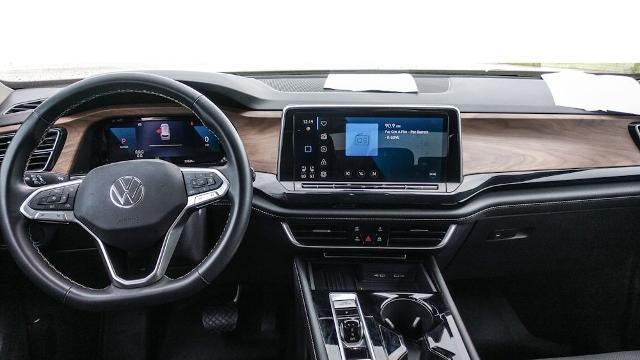 2025 Volkswagen Atlas SE