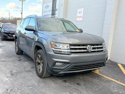 Photo of a 2019 Volkswagen Atlas V6 SE 4DR SUV W/Technology for sale