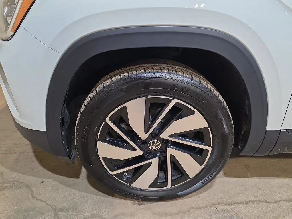 2025 Volkswagen Atlas - $28,677