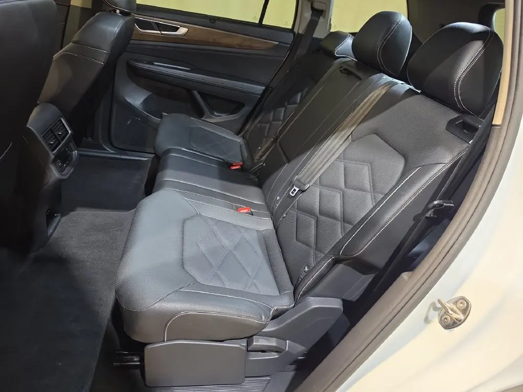 2025 Volkswagen Atlas - $28,677