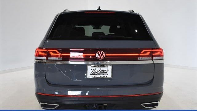 2025 Volkswagen Atlas SE