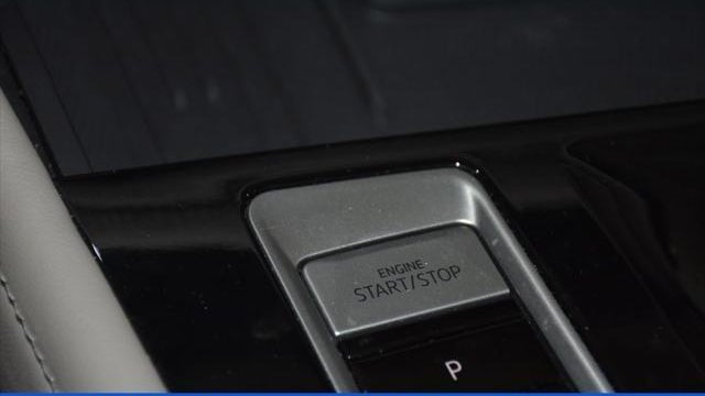 2025 Volkswagen Atlas SE