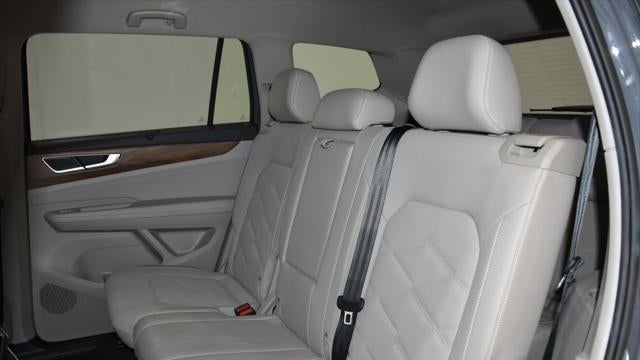 2025 Volkswagen Atlas SE