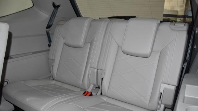 2025 Volkswagen Atlas SE