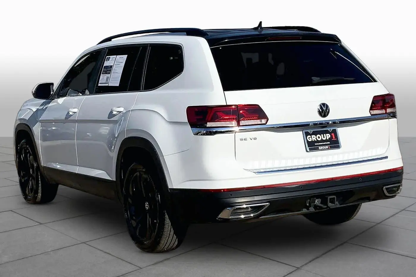 2022 Volkswagen Atlas - $17,795