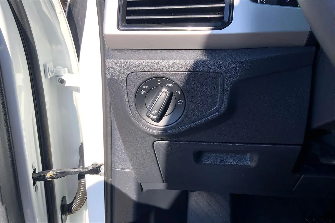 2022 Volkswagen Atlas - $17,795
