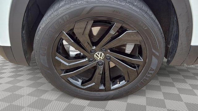 2023 Volkswagen Atlas V6 SE