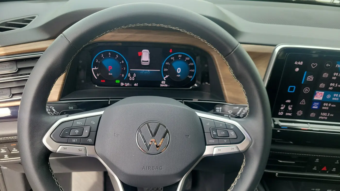2024 Volkswagen Atlas SE