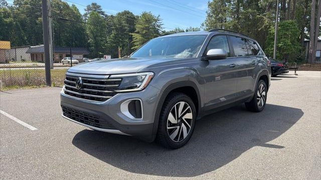 2025 Volkswagen Atlas SE
