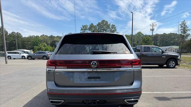 2025 Volkswagen Atlas SE
