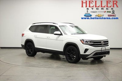 Photo of a 2021 Volkswagen Atlas V6 SE 4DR SUV W/Technology (midyear Release) for sale