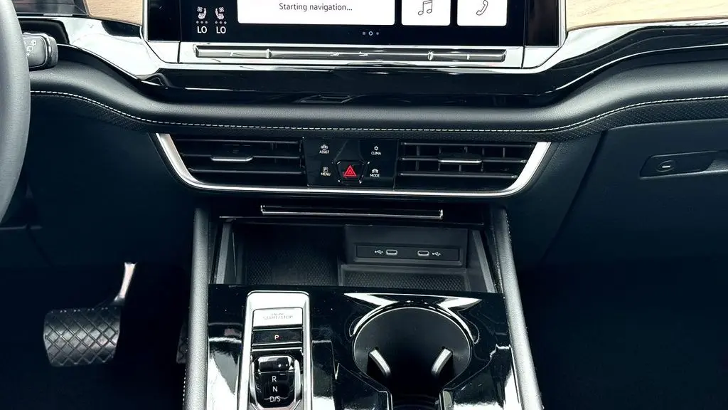2024 Volkswagen Atlas SE