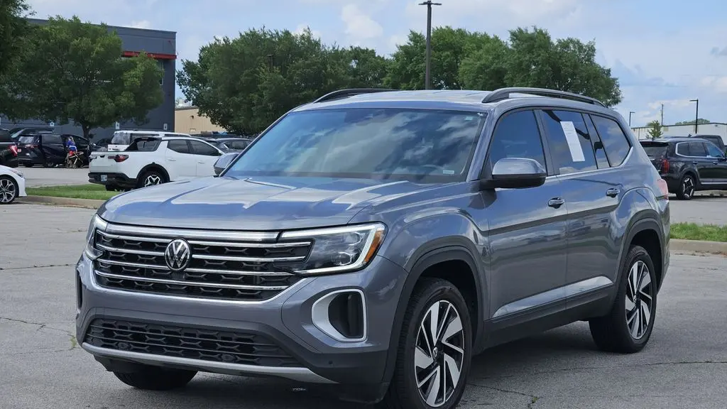 2024 Volkswagen Atlas SE