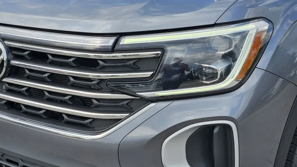 2024 Volkswagen Atlas SE