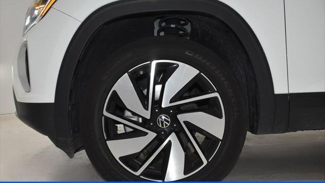 2025 Volkswagen Atlas SE