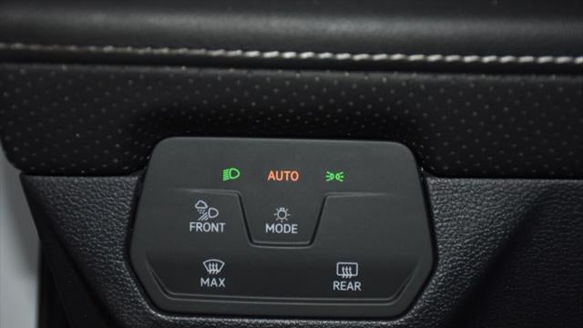 2025 Volkswagen Atlas SE