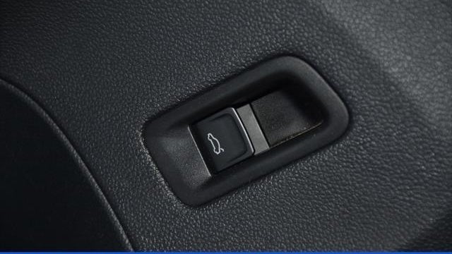 2025 Volkswagen Atlas SE