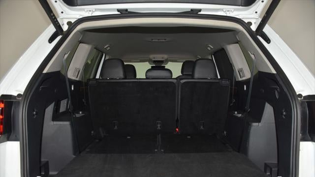 2025 Volkswagen Atlas SE