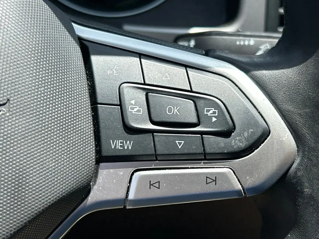 2021 Volkswagen Atlas - $19,923