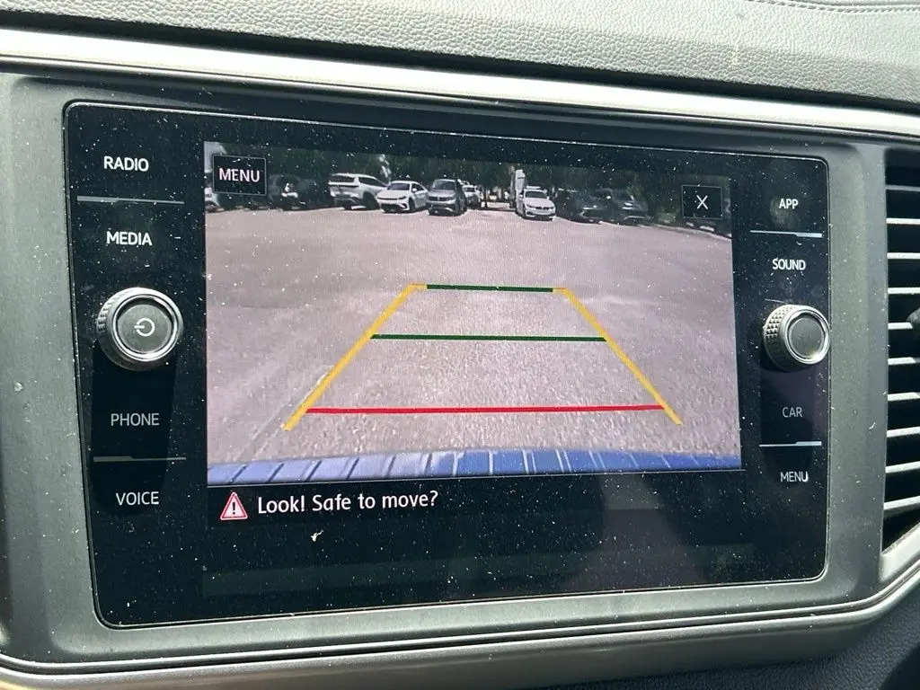 2021 Volkswagen Atlas - $19,923