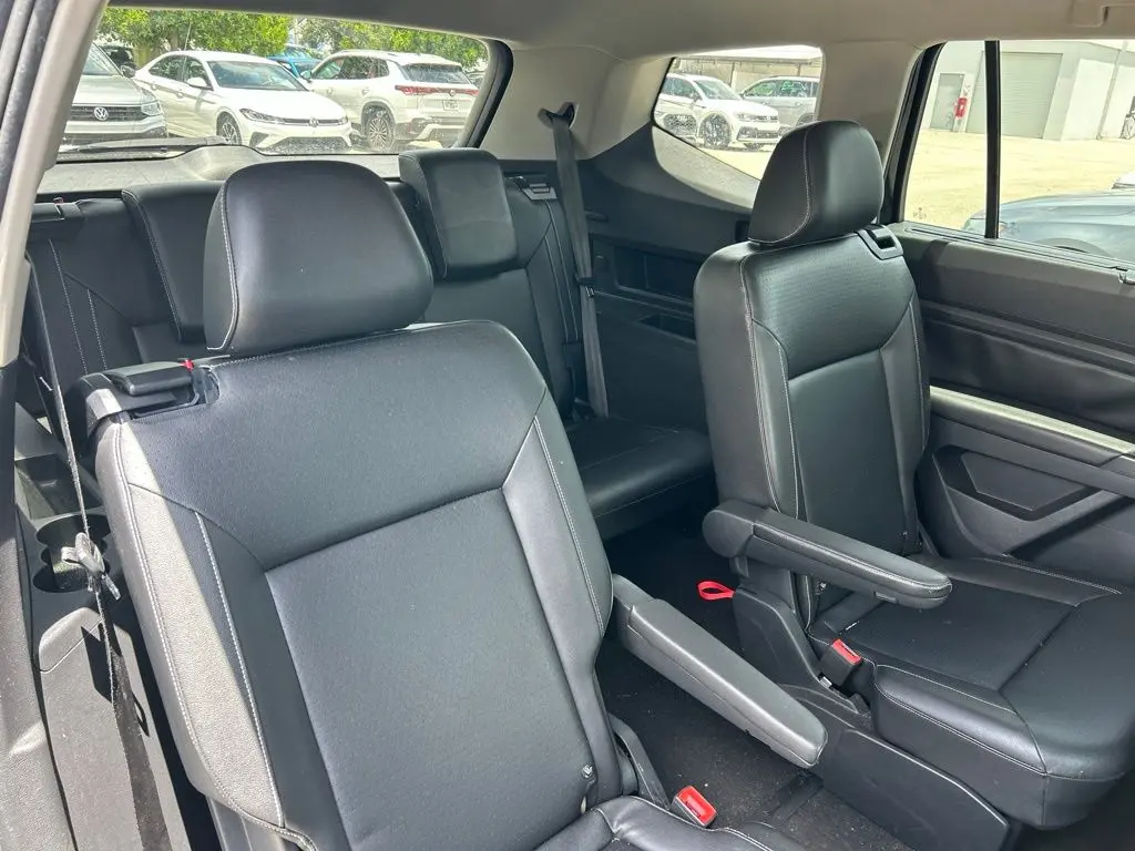 2021 Volkswagen Atlas - $19,923