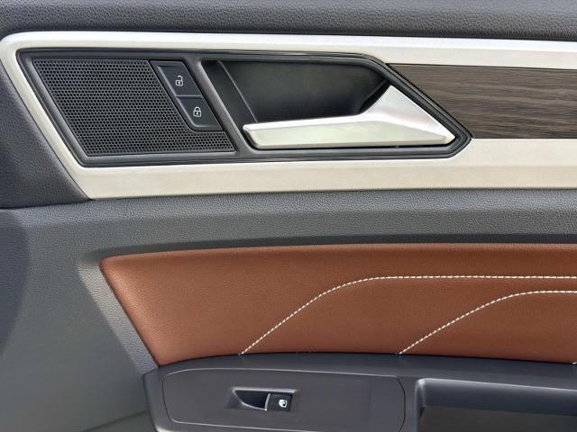 2022 Volkswagen Atlas - $24,380