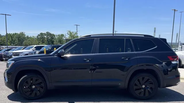2024 Volkswagen Atlas SE