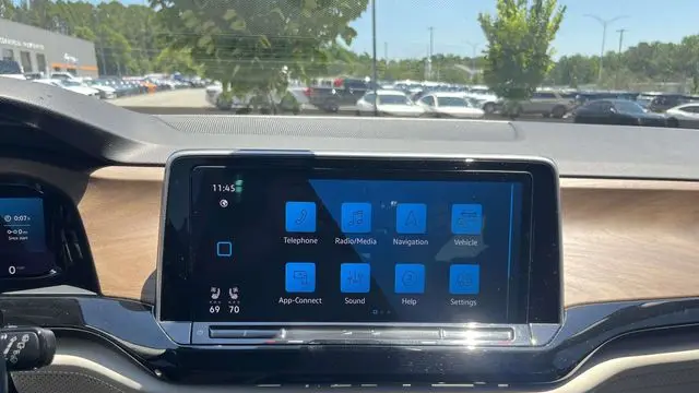 2024 Volkswagen Atlas SE
