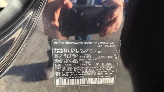 2024 Volkswagen Atlas SE