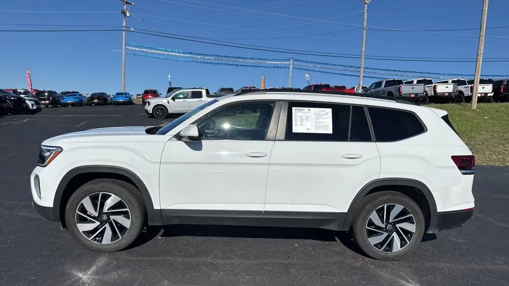 2025 Volkswagen Atlas SE