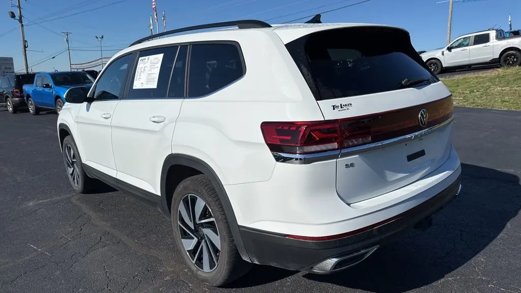 2025 Volkswagen Atlas SE