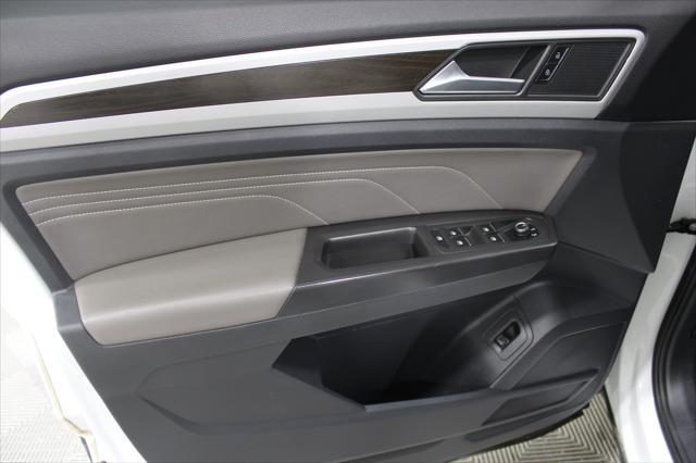 2022 Volkswagen Atlas - $23,898