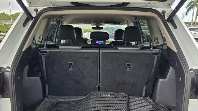 2024 Volkswagen Atlas SE