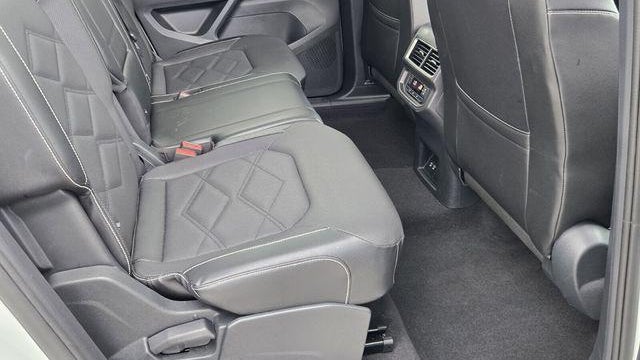 2024 Volkswagen Atlas SE