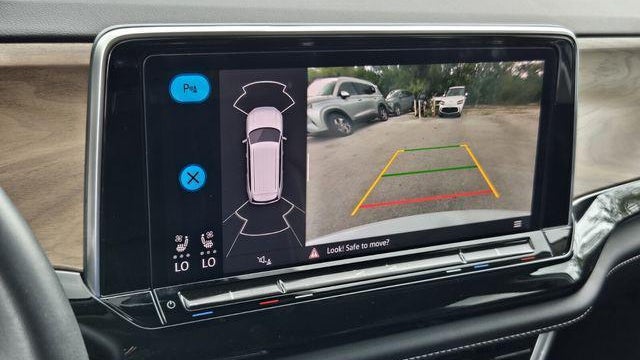 2024 Volkswagen Atlas SE