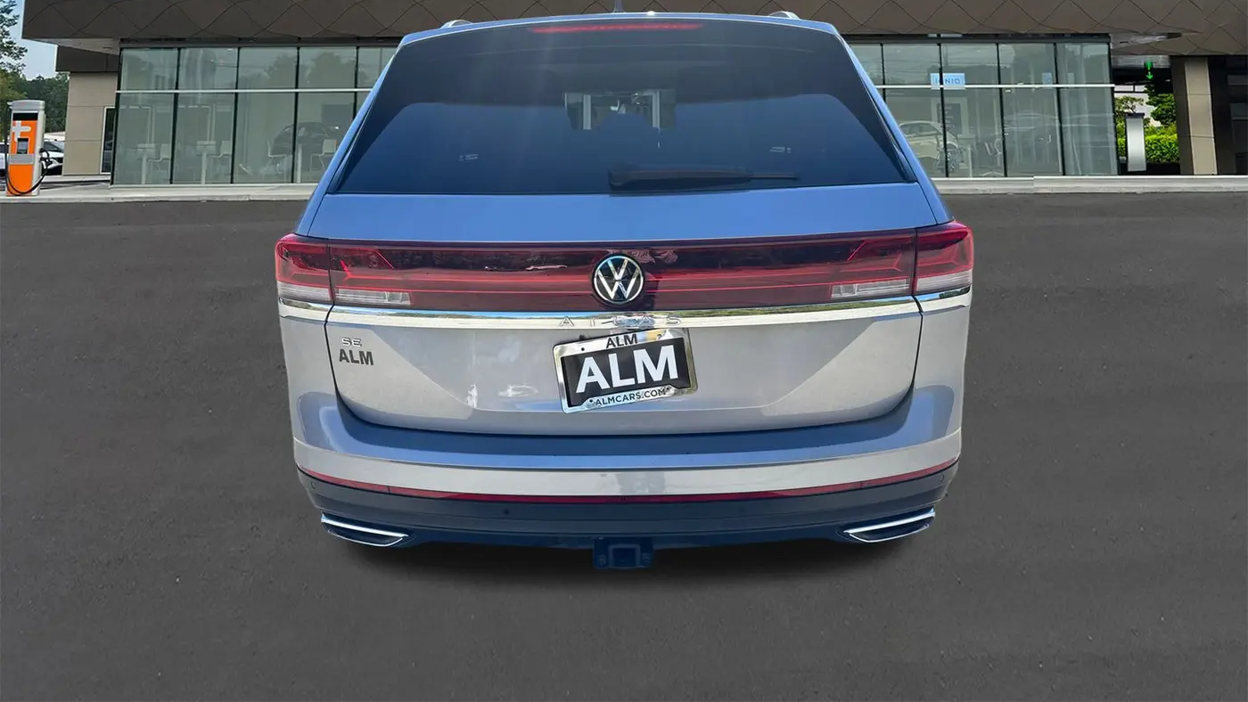 2025 Volkswagen Atlas SE