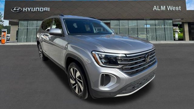 2025 Volkswagen Atlas SE