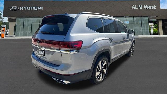 2025 Volkswagen Atlas SE