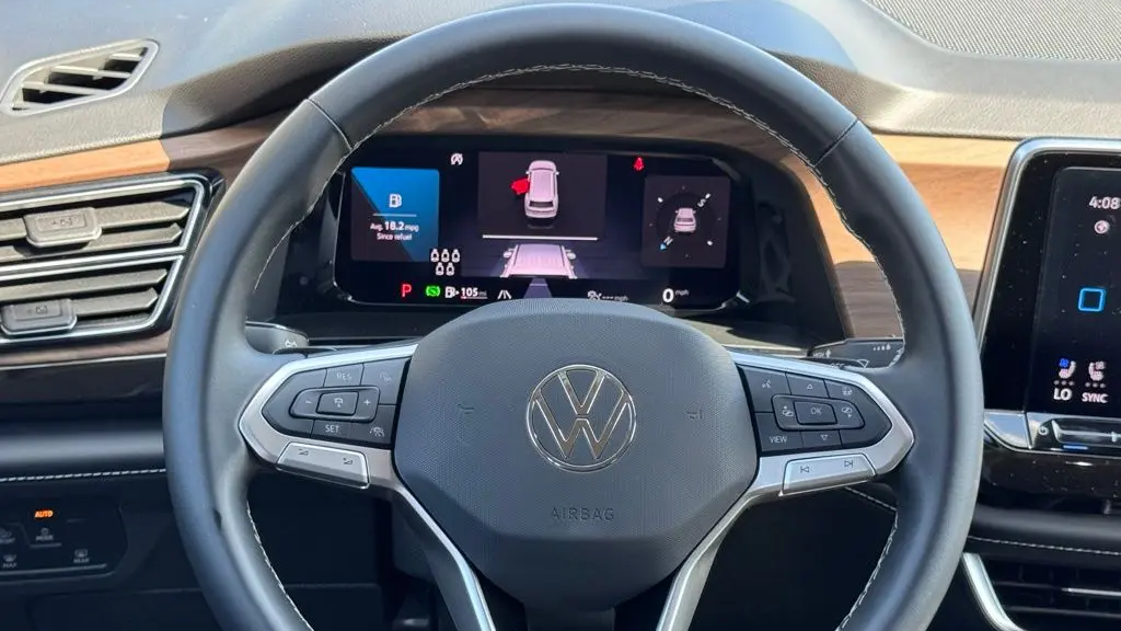 2025 Volkswagen Atlas SE