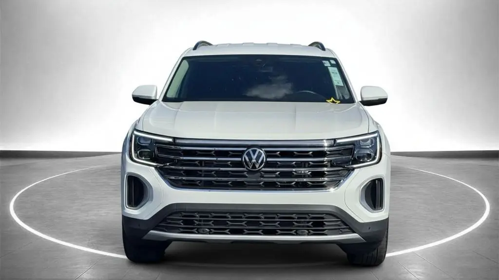 2025 Volkswagen Atlas SE