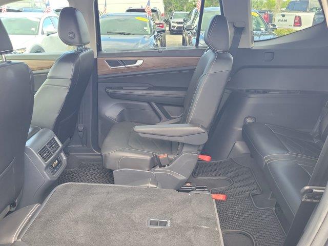 2024 Volkswagen Atlas - $26,991