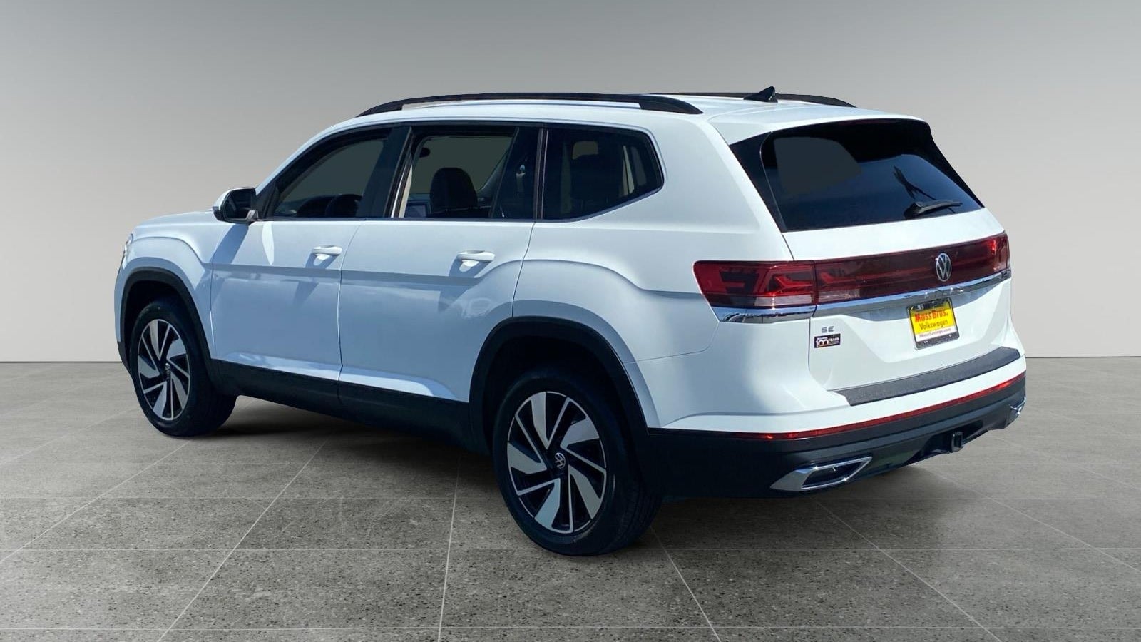 2024 Volkswagen Atlas SE