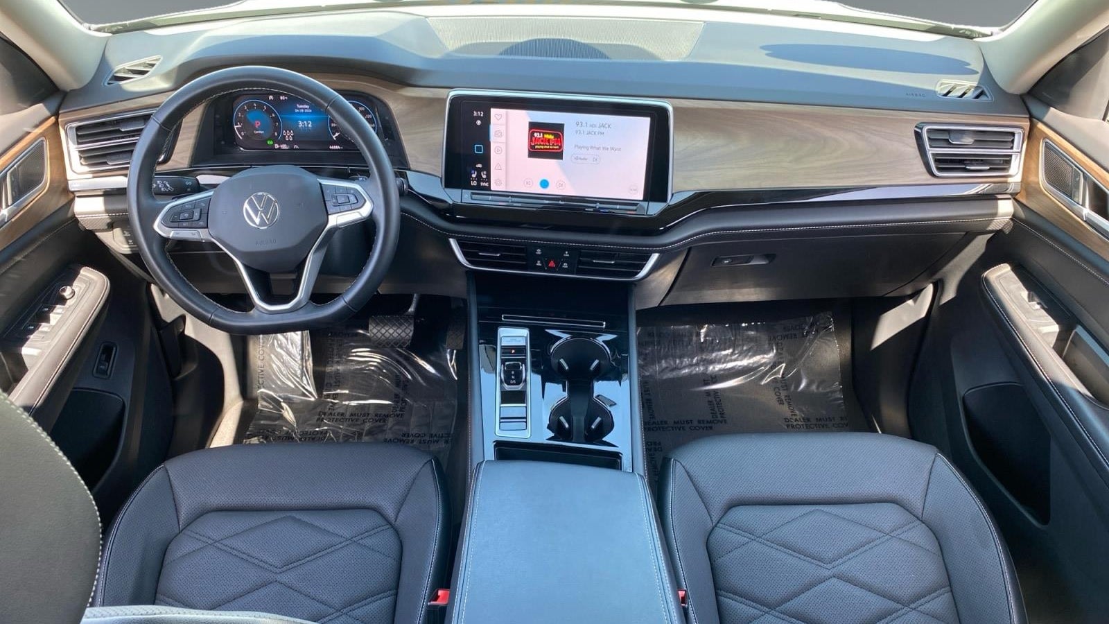 2024 Volkswagen Atlas SE
