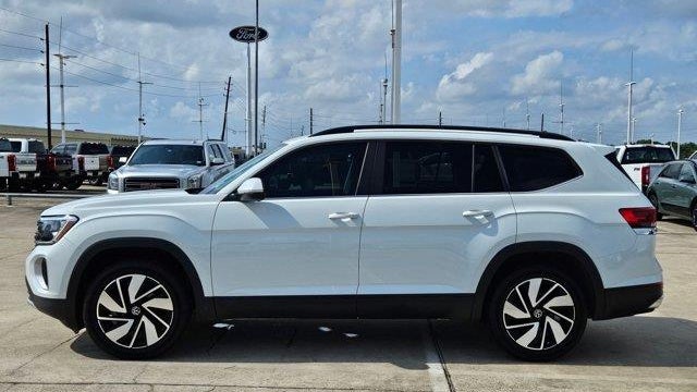 2024 Volkswagen Atlas SE